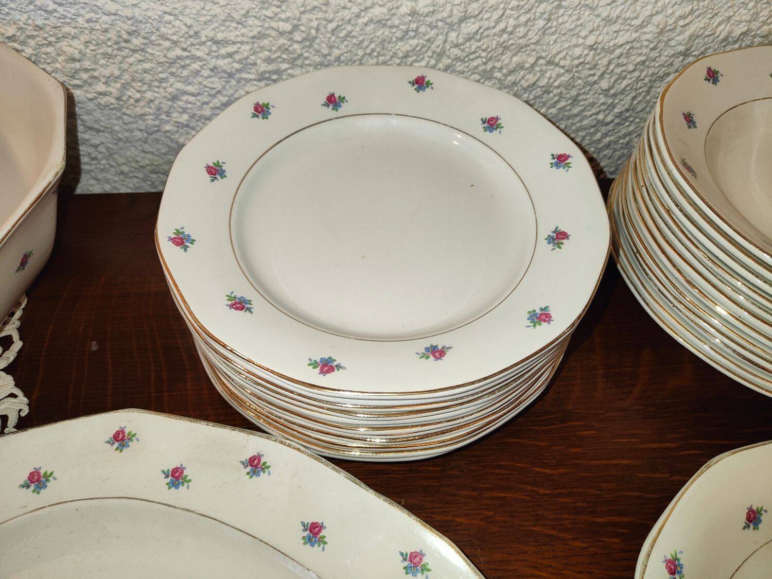 Old service 28 pieces porcelain KG Keller and Guérin Lunéville France decorated with flowers Rosita XIXth Century