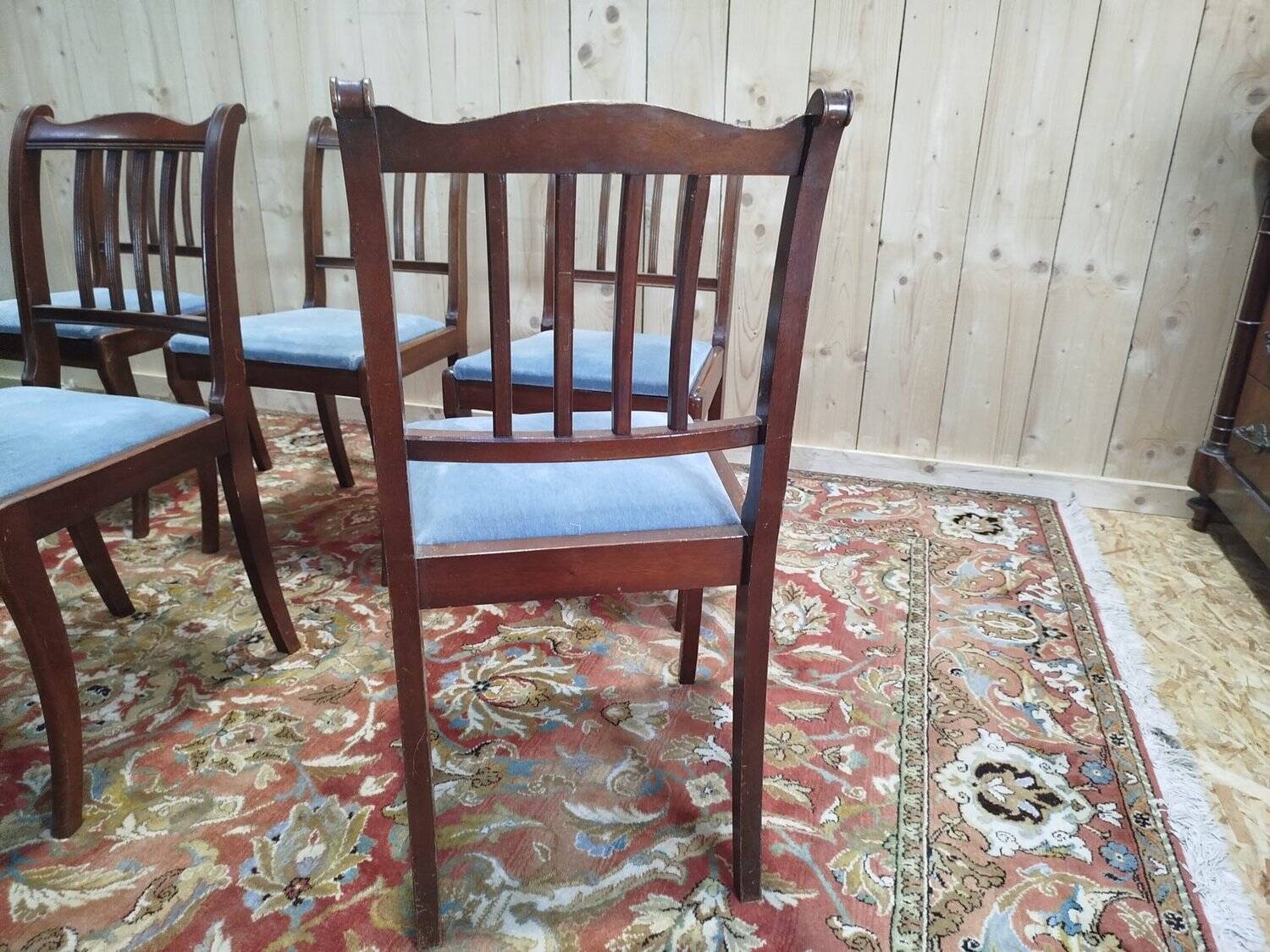 Set of 6 English chairs with barrettes