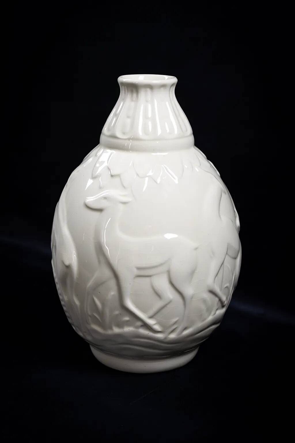 Art Deco vase with 6 deer in earthenware – C. Catteau Boch Frères La Louvière