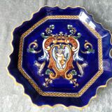 Wall dish in faience of gien model renaissance signed