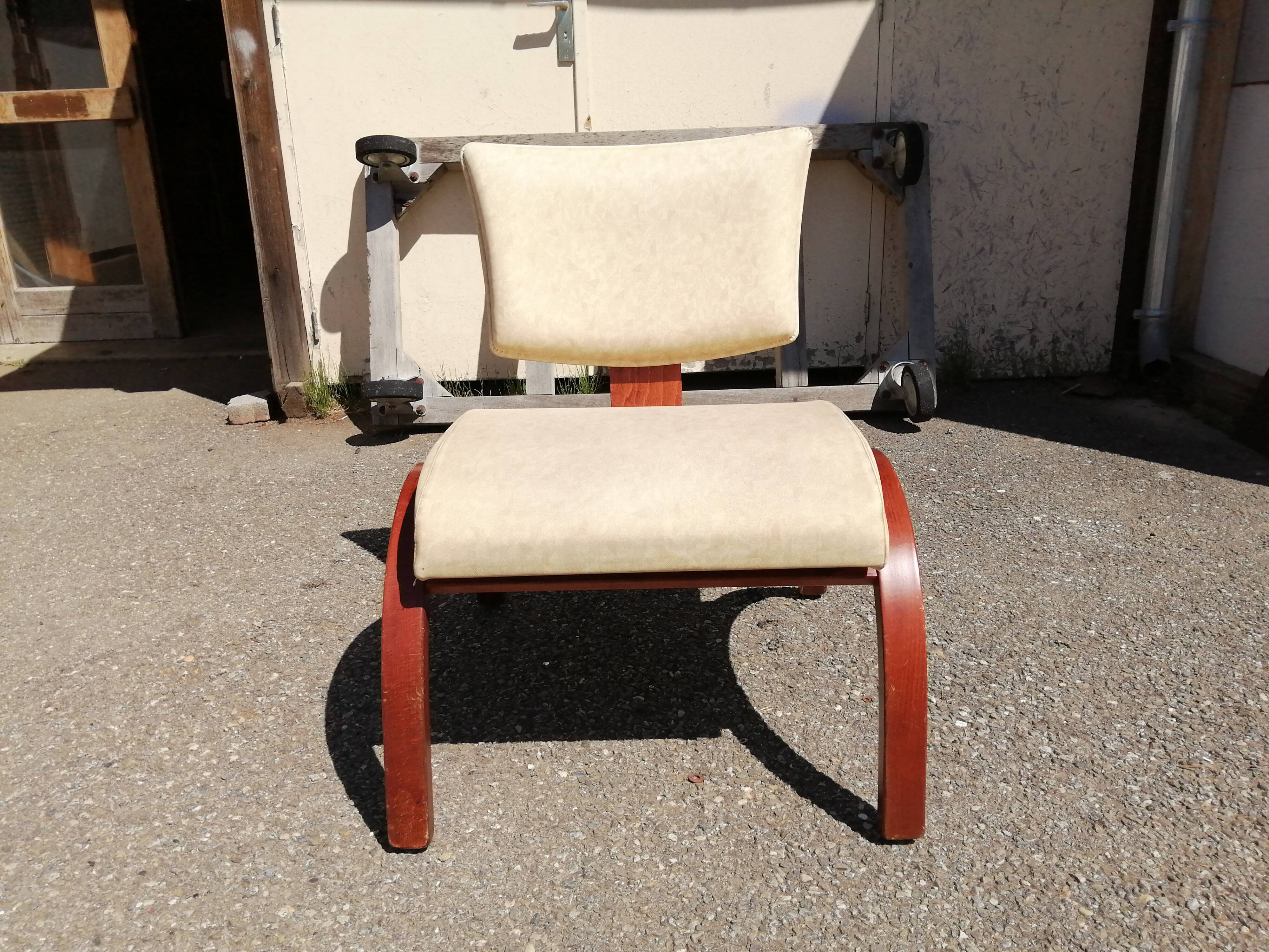 Baumann lounge chair