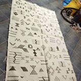 Azilal rug with geometric diamonds