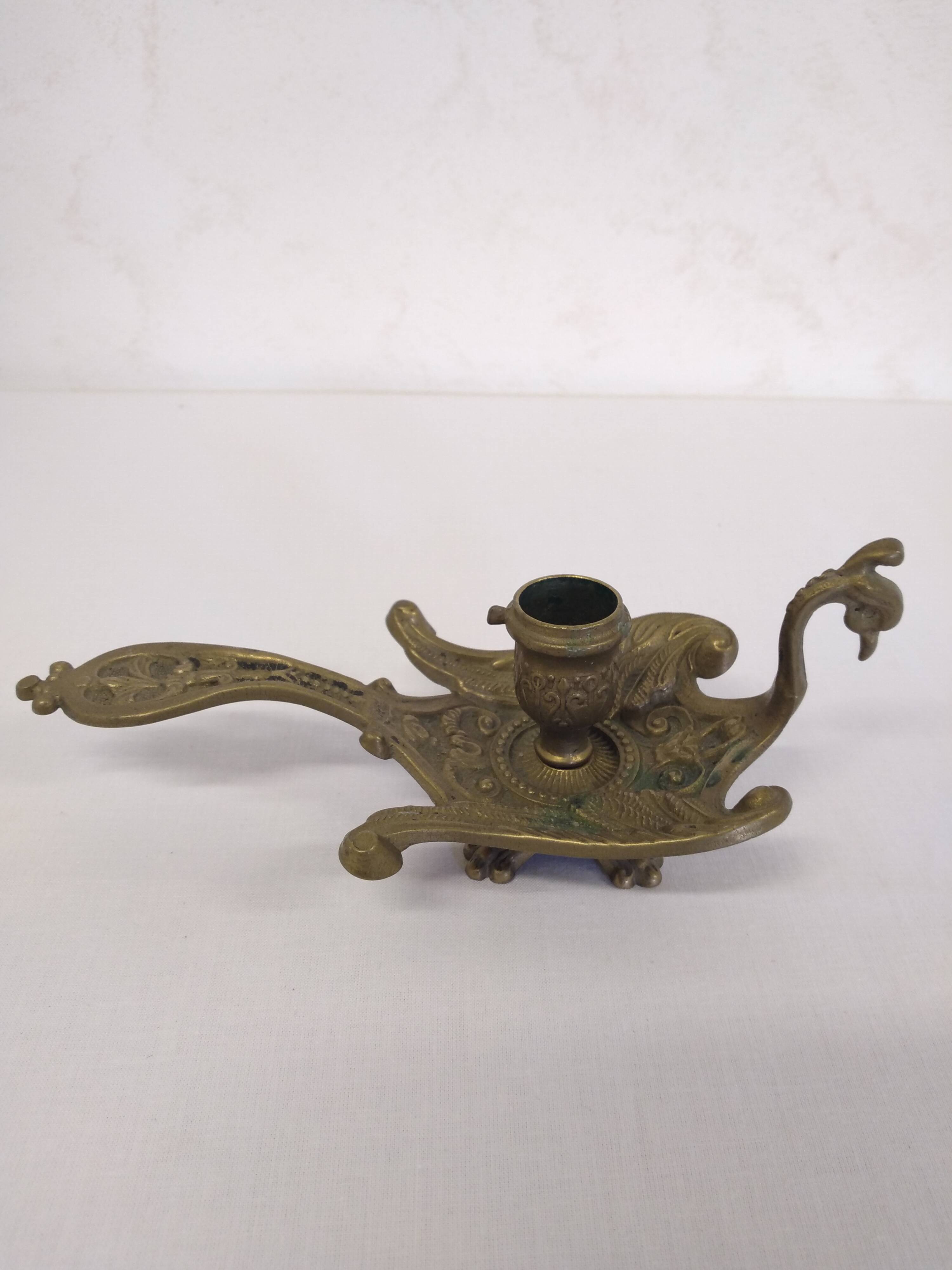 Bronze cellar rat swan/old candle holder