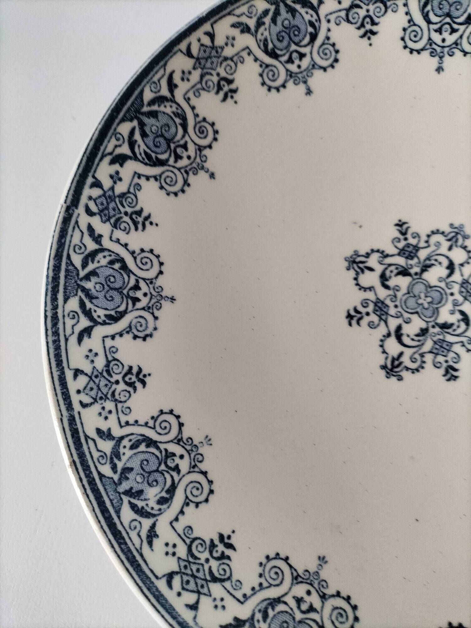 Ironstone compote by Manufacture Clairefontaine, Regency decoration, circa 1900.