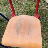 Set of 5 school chairs years '70 in red and blue