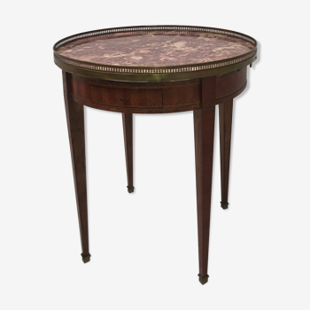 Table "bouillotte" bois, marbre de brèche rose de style Louis XVI