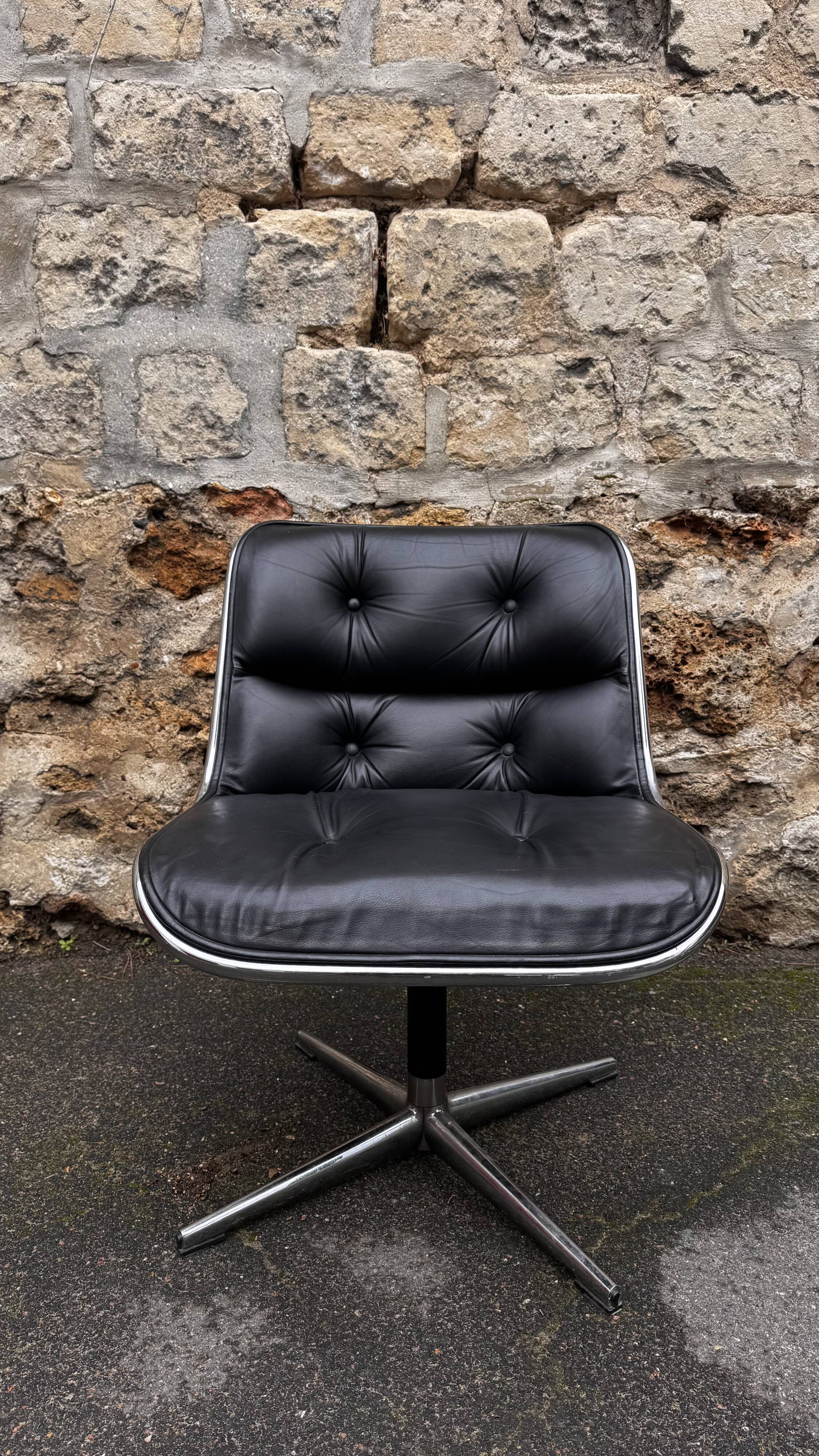 Charles Pollock armchair - Knoll