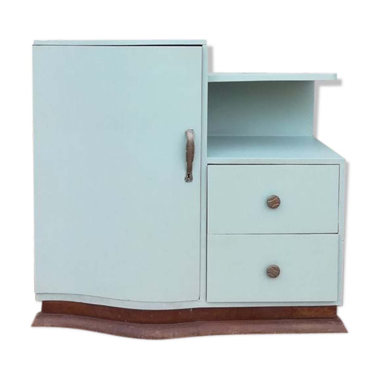 Asymmetrical furniture