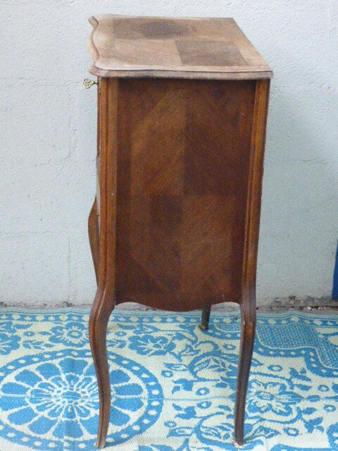 Chest of drawers in marquetry