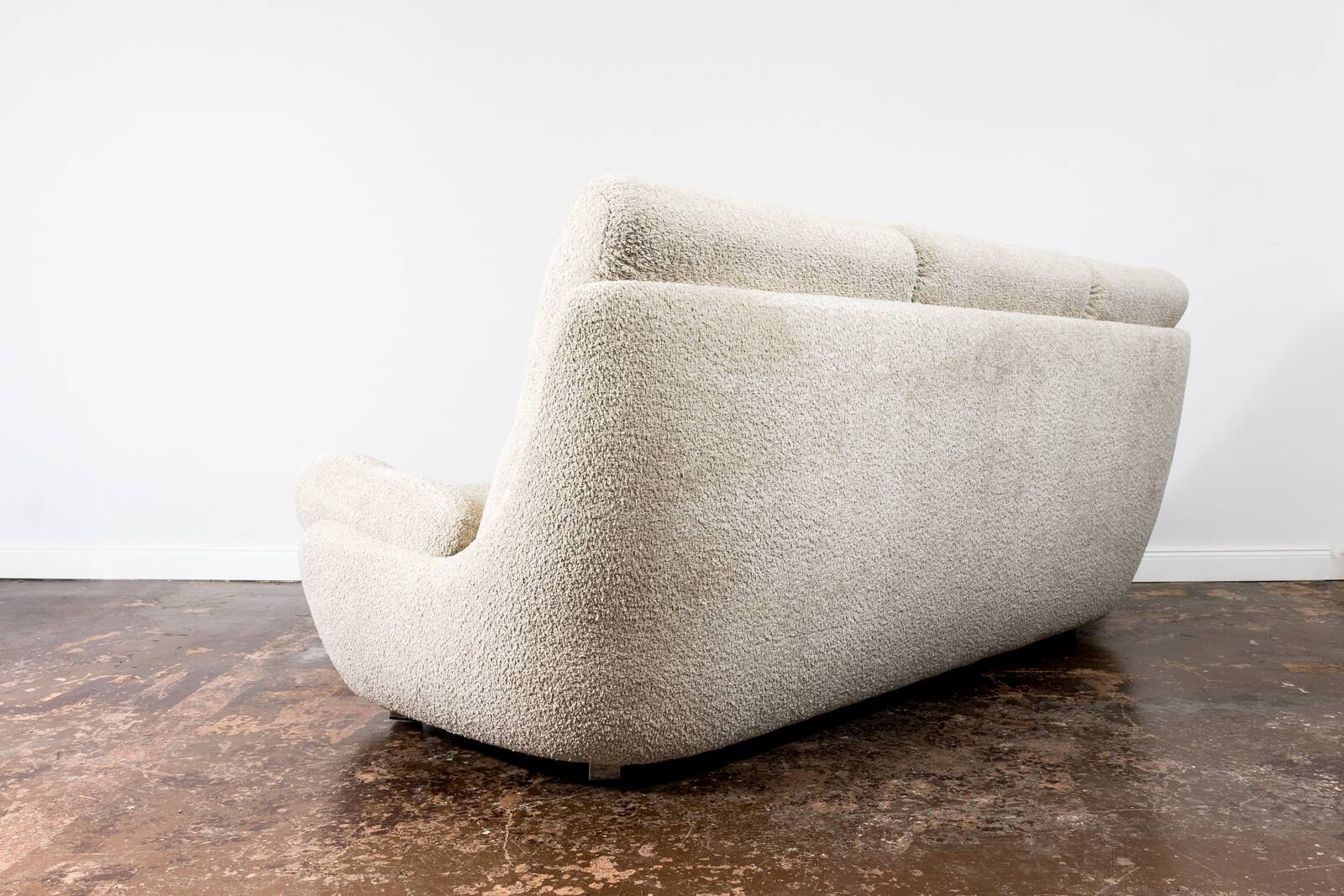 Space age 3 seater sofa Atlantis in beige boucle 1970's