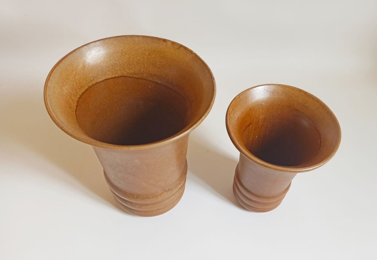 Pair of sandstone vases 60s