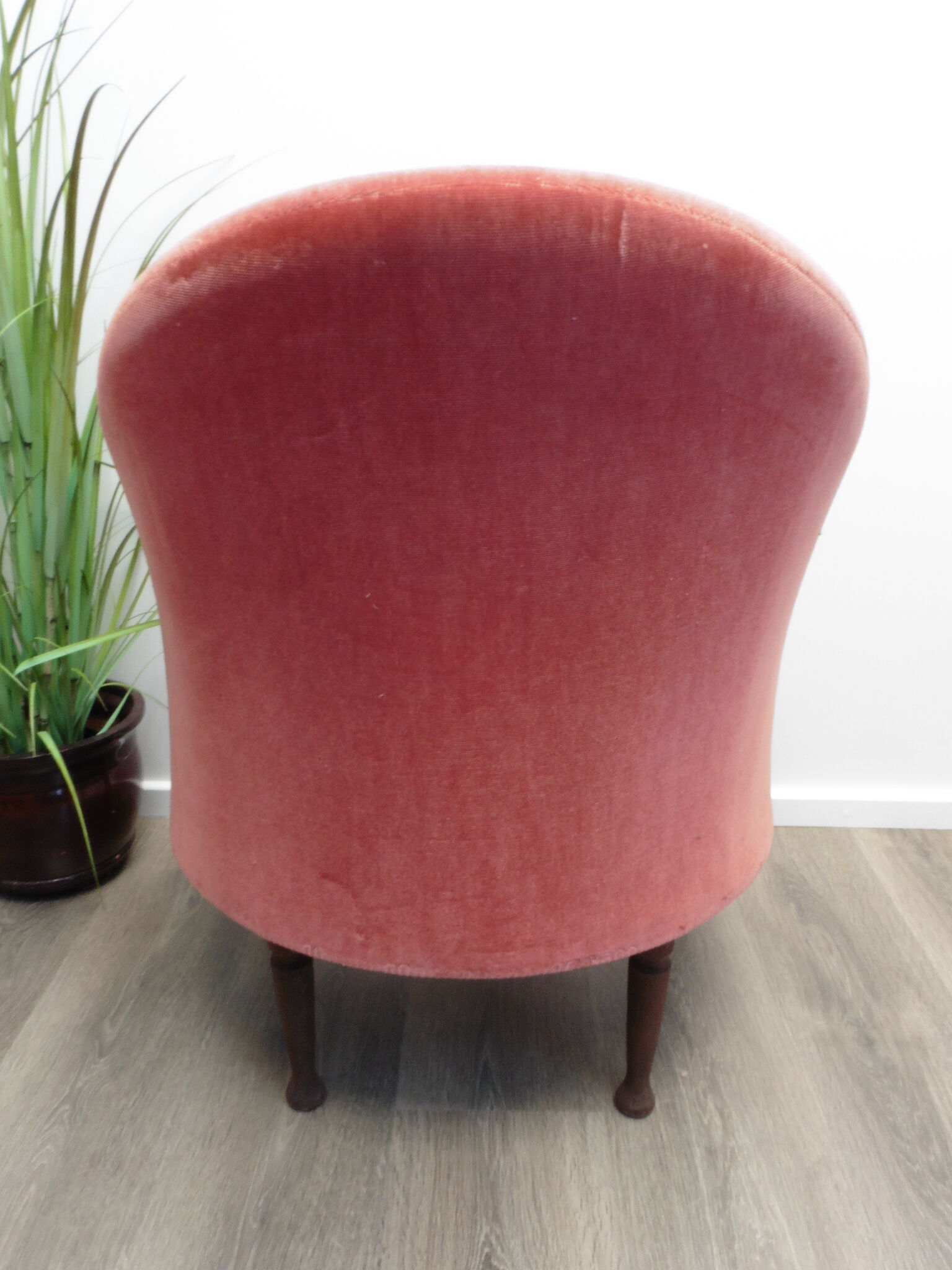 Toad Chair pink