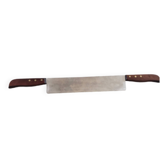 Cheese knife