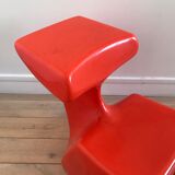 Children's desk with integrated stool Zocker Luigi Colani