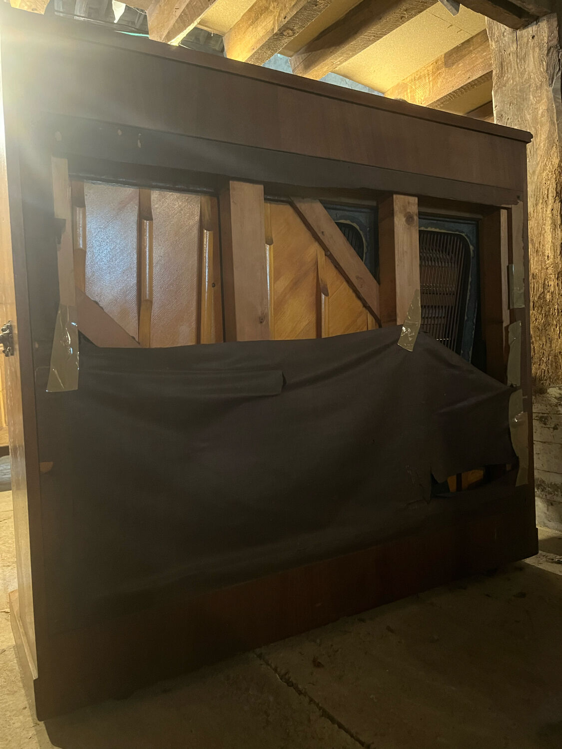 Upright piano Leguerinais Frères to makeover