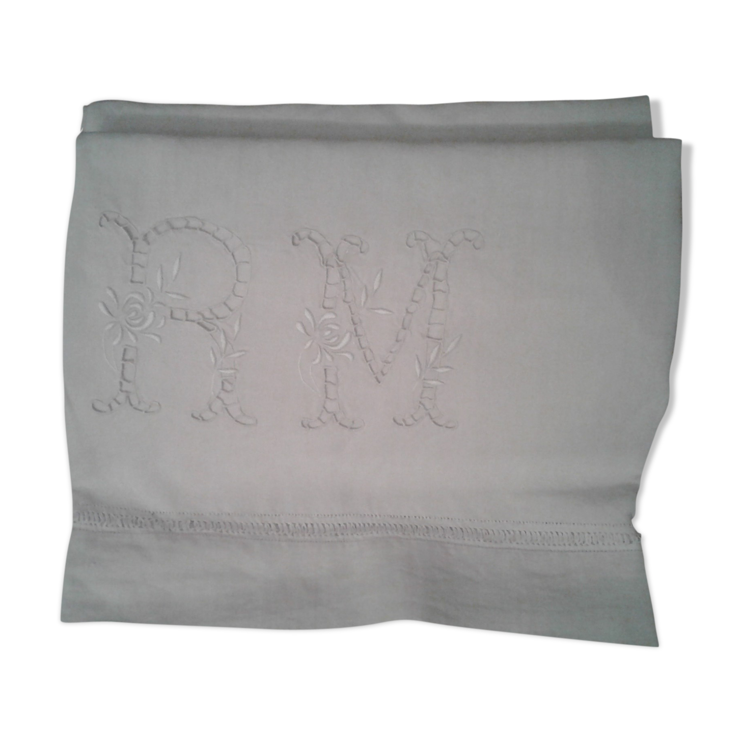 Old Lin Drap. Monogram embroidered and opened R M and 3 lines day