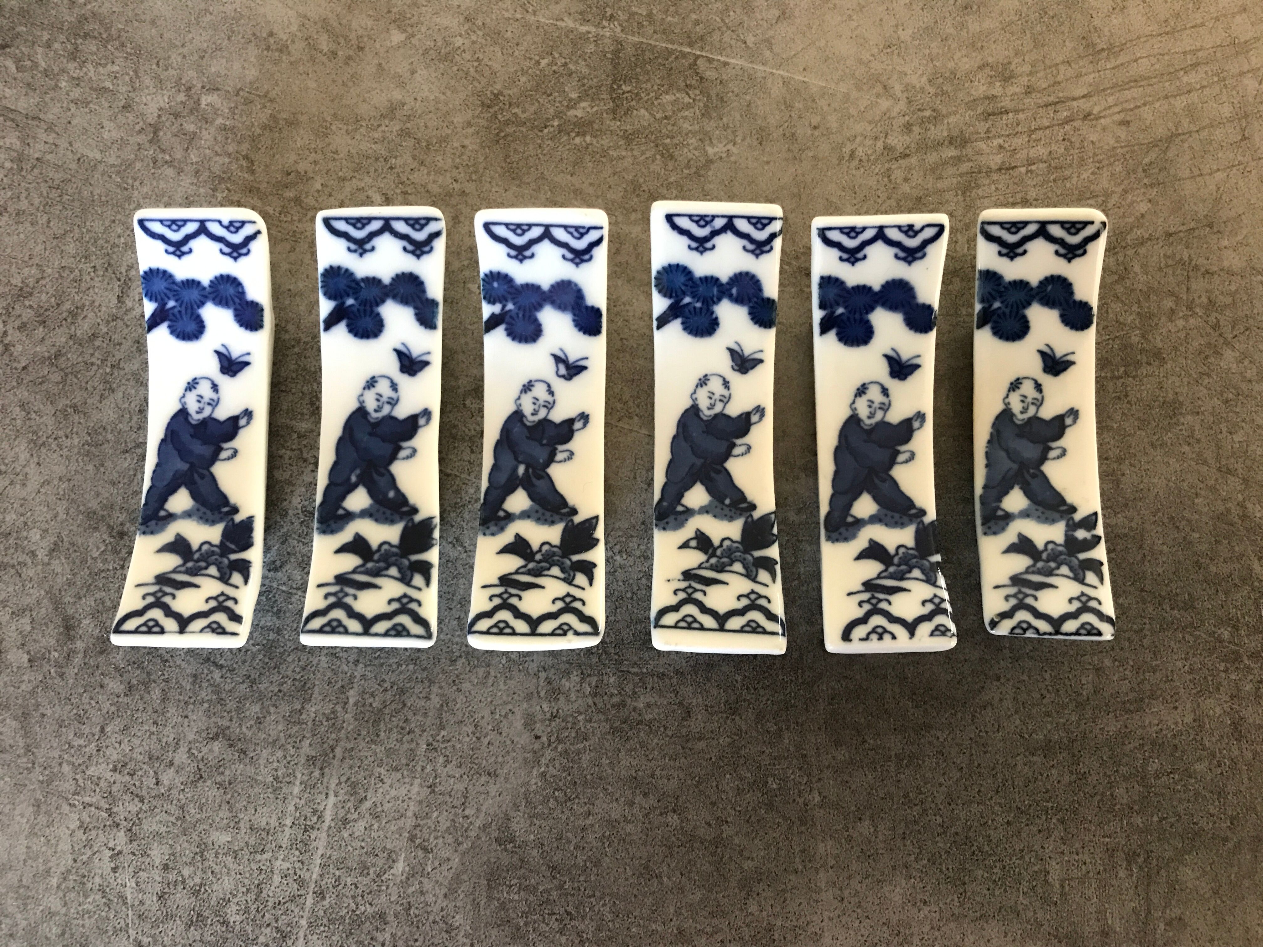 Set of 6 knife holders in asian porcelain