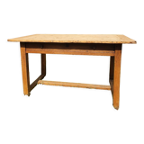 Farm table