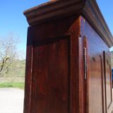 Armoire en noyer époque Louis Philippe