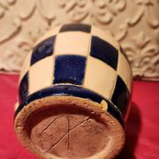 Ceramic jug with blue and white checkered pattern "Lustucru"