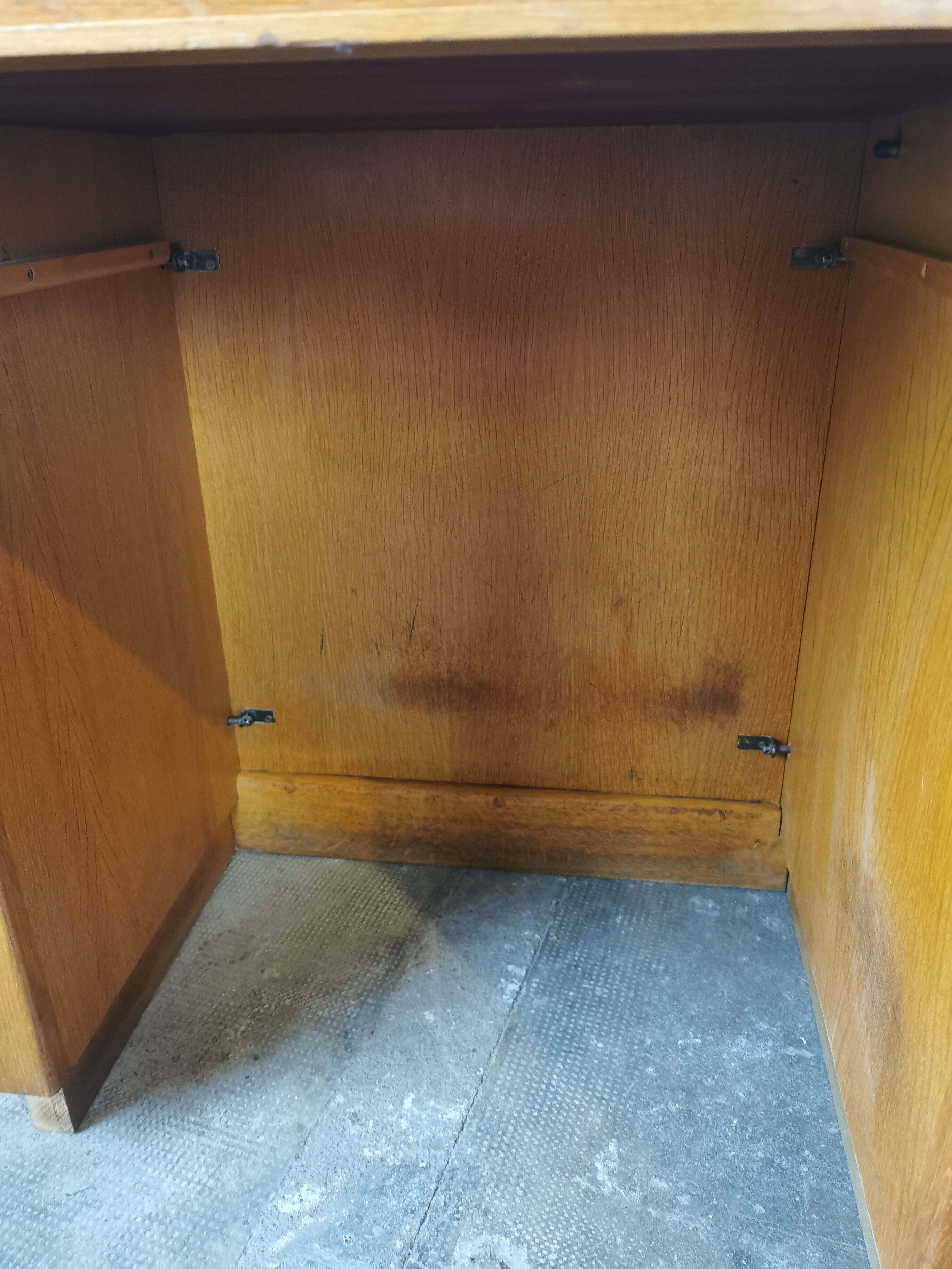 Bureau vintage des années 60