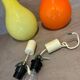 Suspensions x 2 - vintages en opaline - année 70