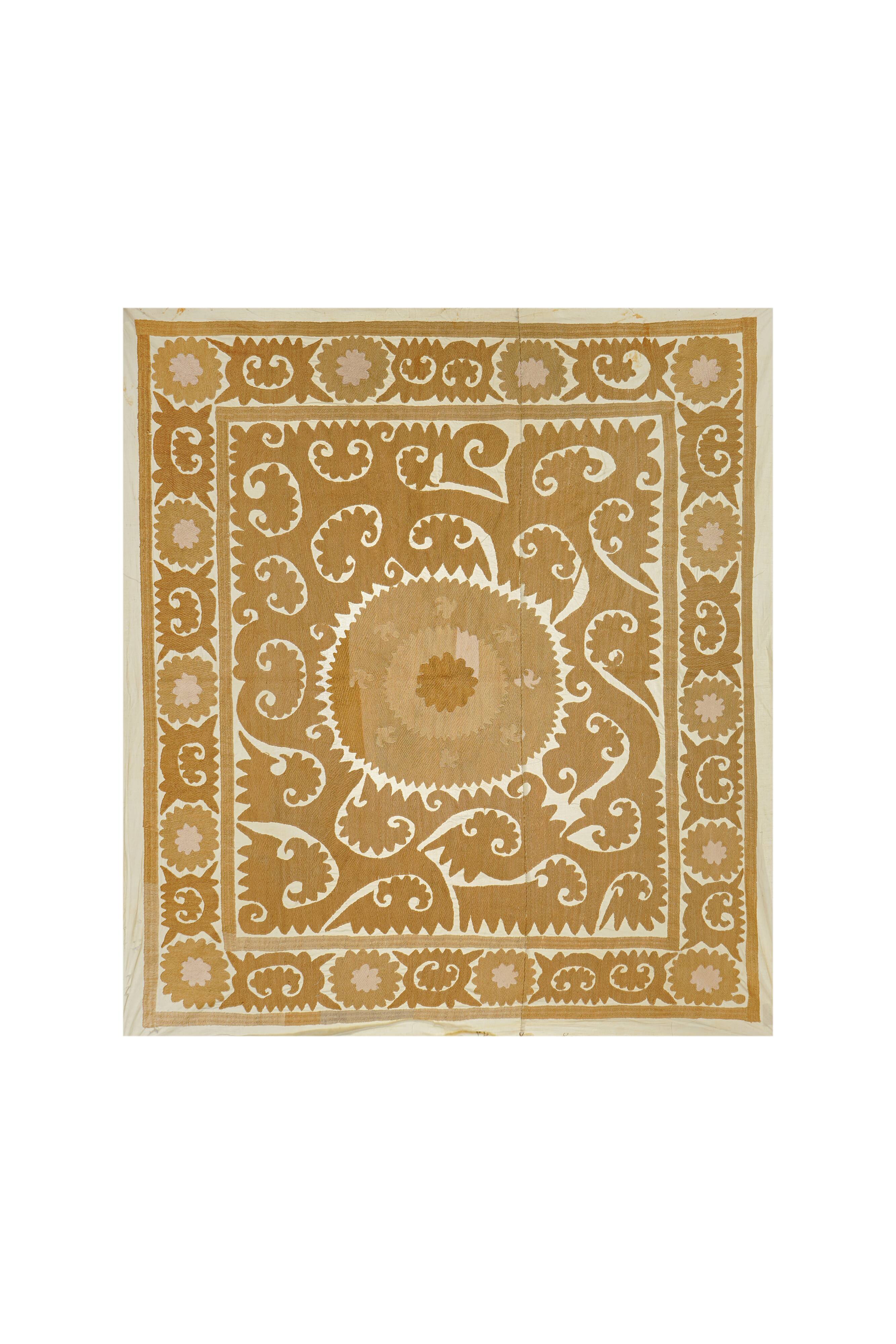 Vintage Turkish hand-knotted rug 127x142 cm