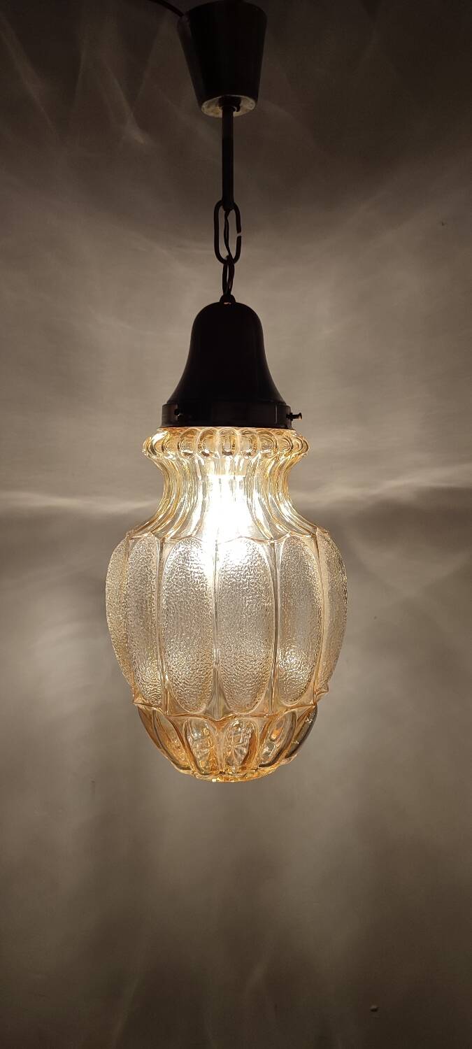 Lámpara de techo de cristal. España, 1940s.