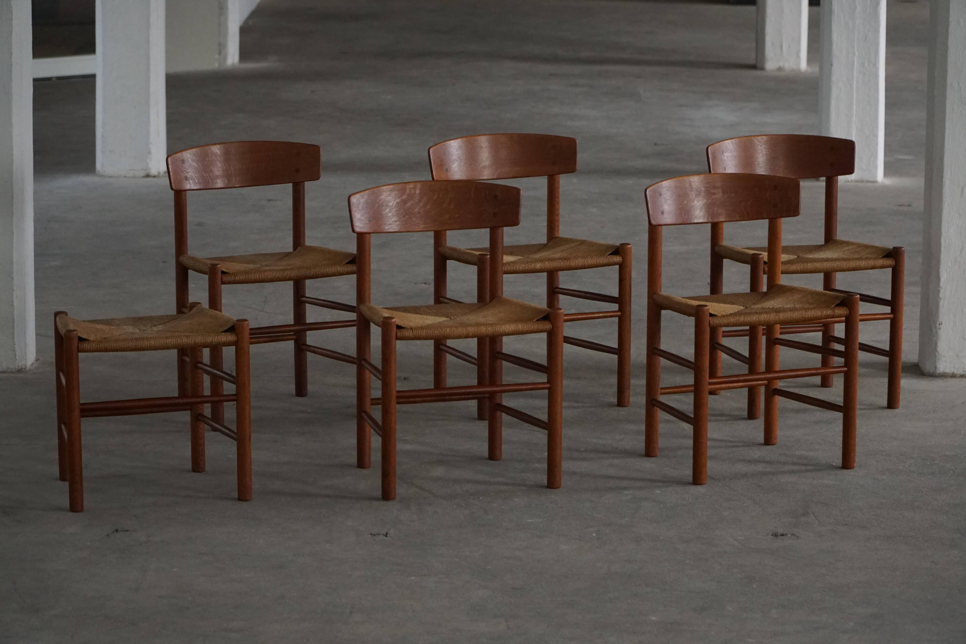 Set of 6 'Folkestole' J39 dining chairs by Børge Mogensen in oak, FDB Møbler, 1950s.