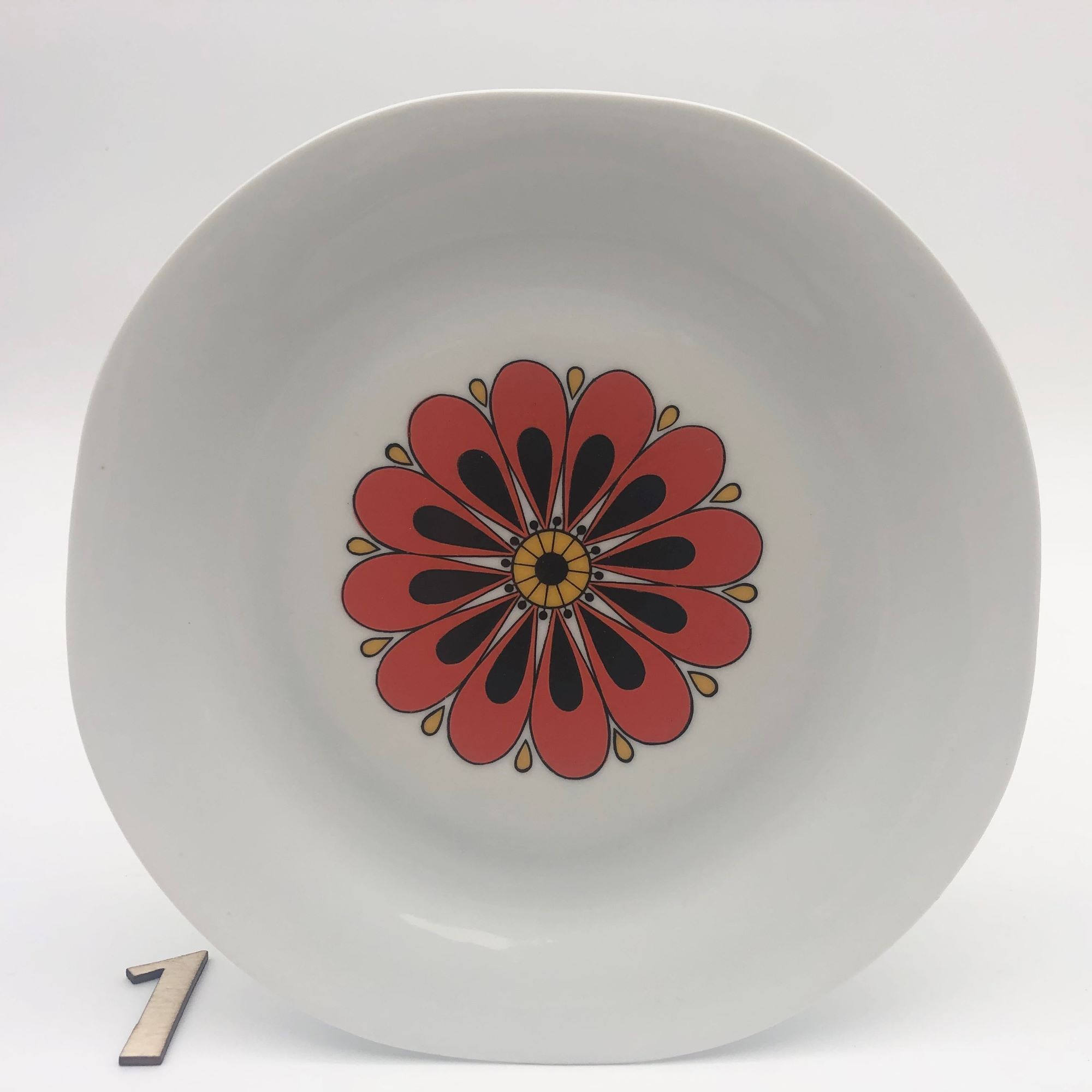 Jacques-André Souchet for Massé Surget set of six plates and a dish