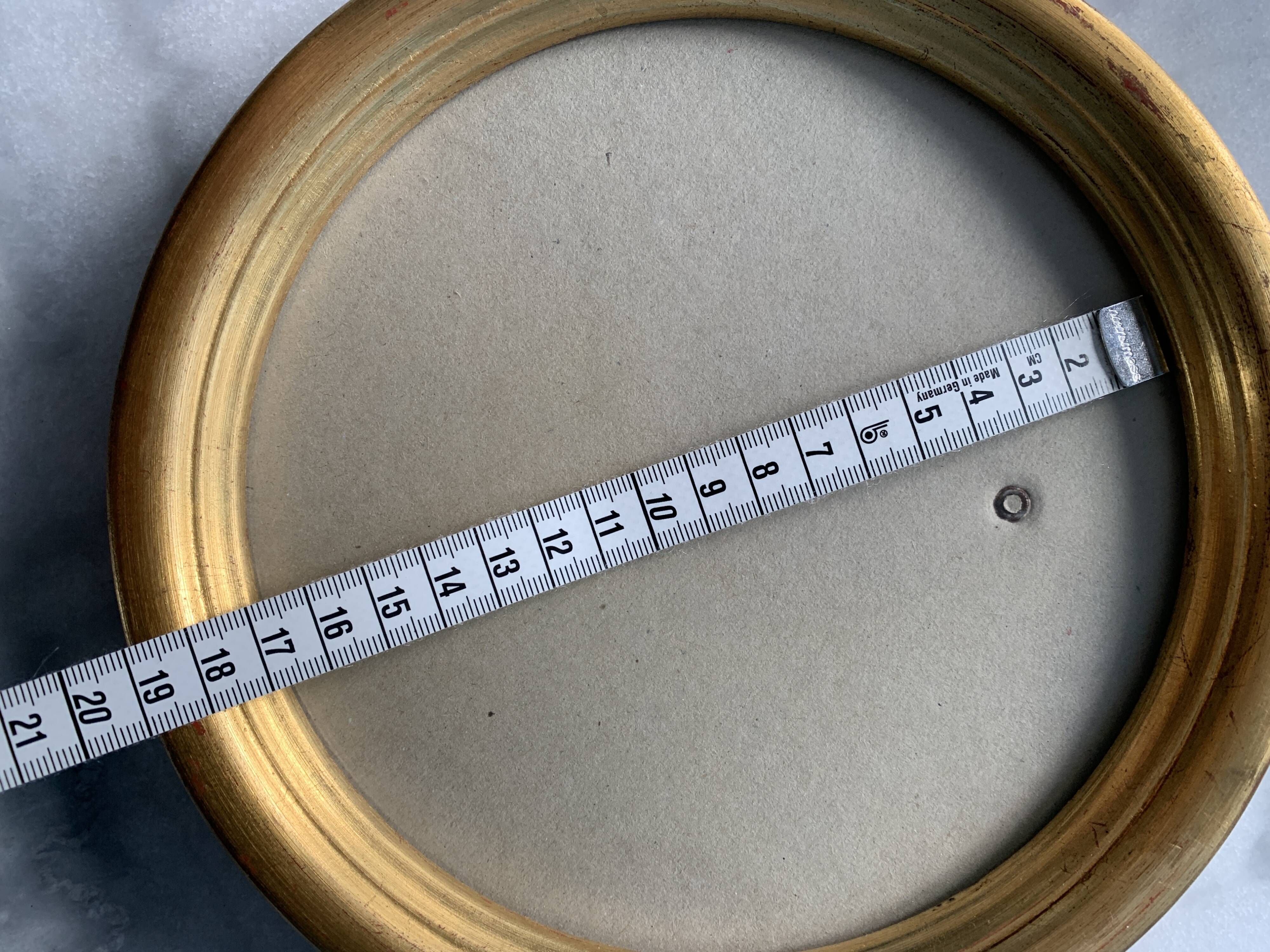 Golden round frame