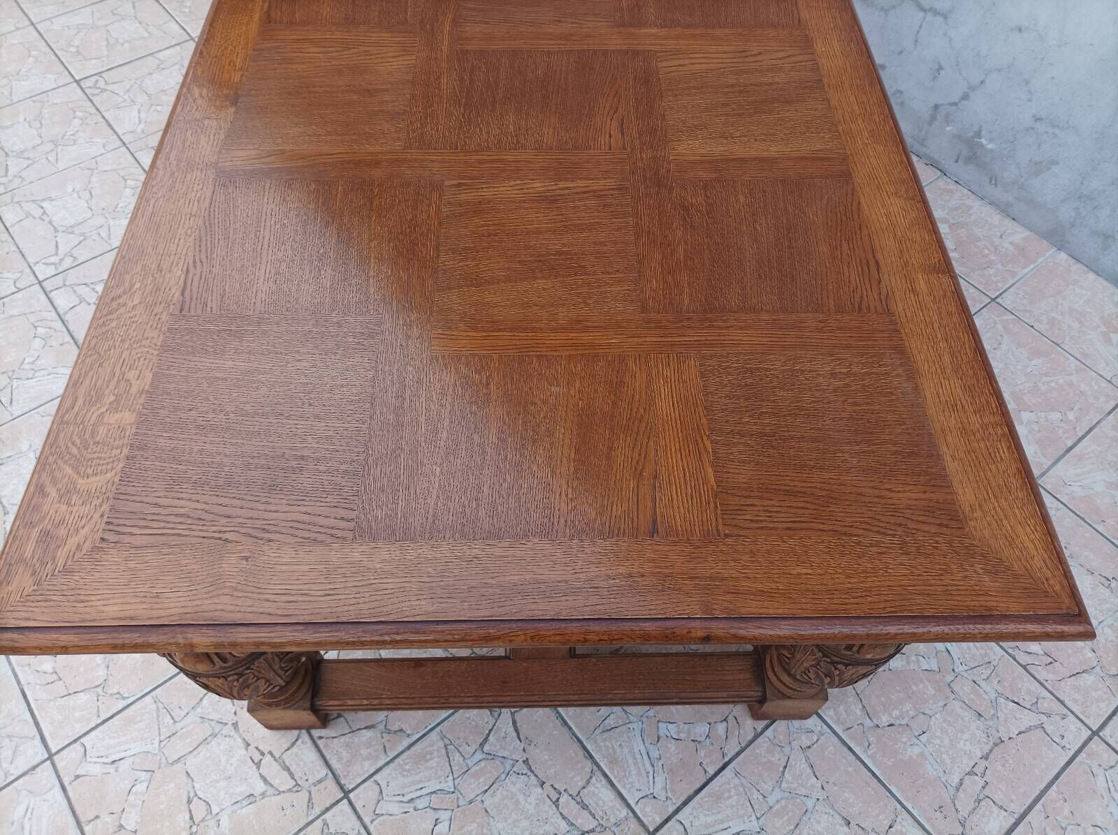 Table style Renaissance en chêne