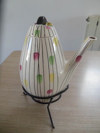 Salt teapot