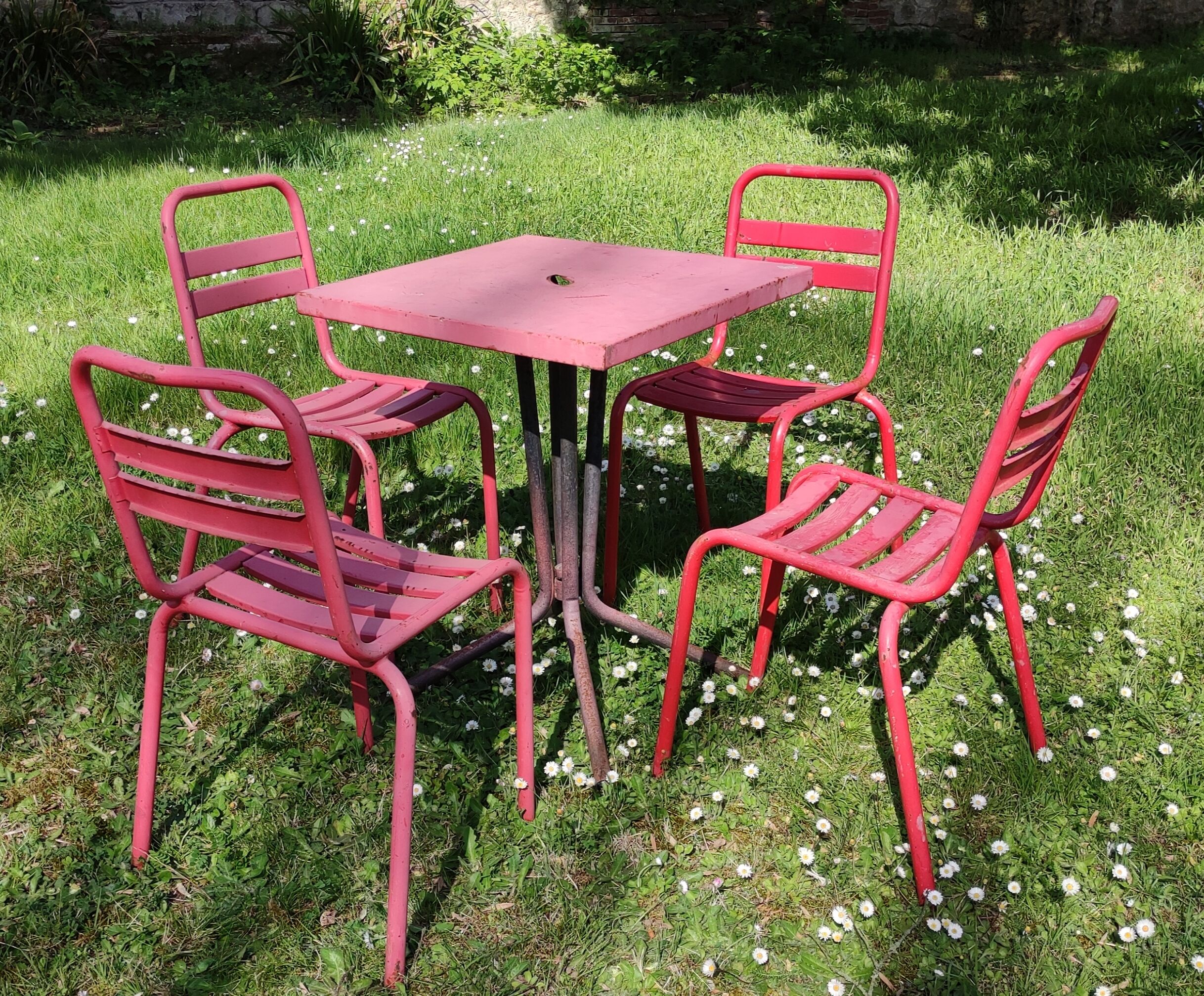 Vintage garden furniture Tolix