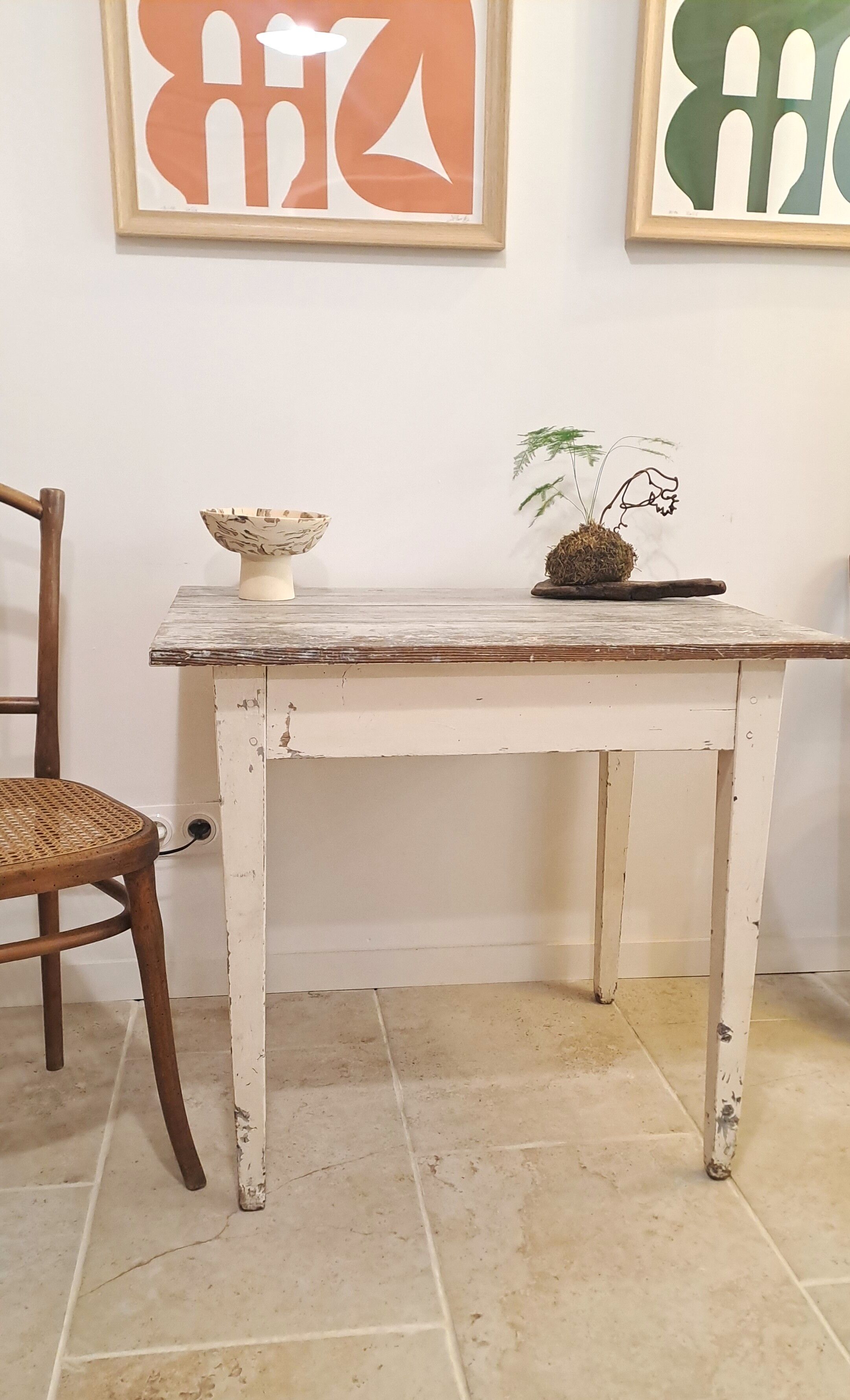 Distressed farmhouse table