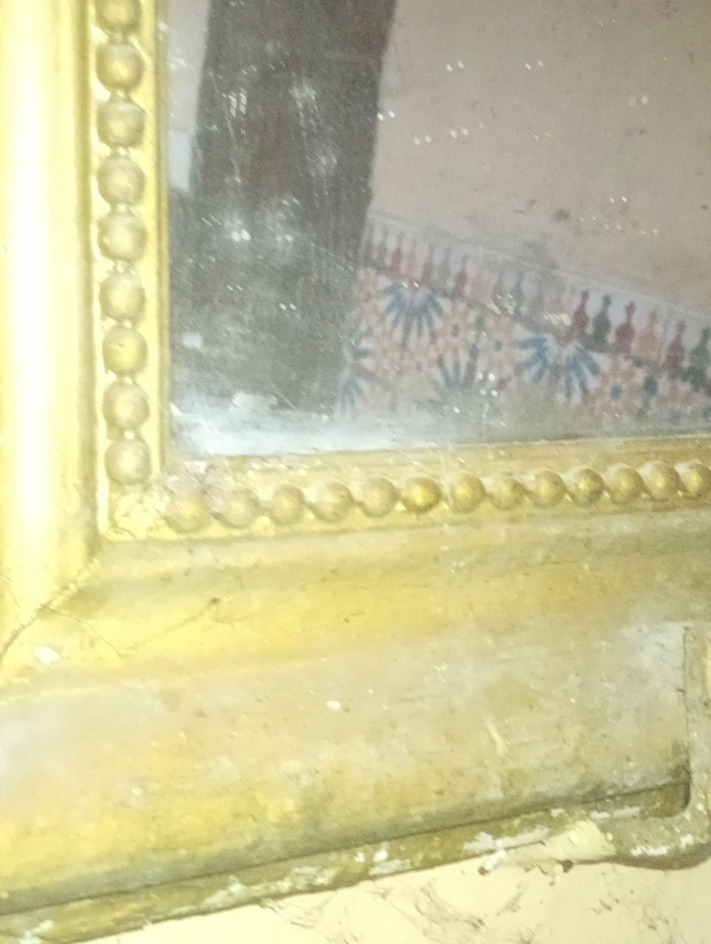 Miroir Louis Philippe ancien doré avec fronton
