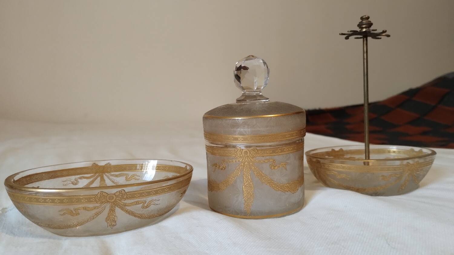 Saint Louis crystal toiletry set