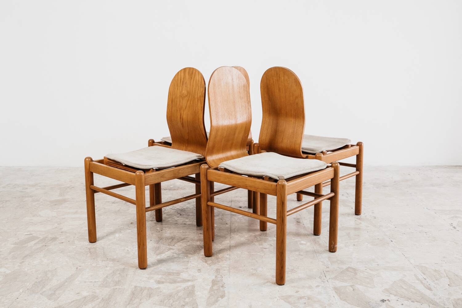 JYSK Set Di 4 Sedie Da Pranzo Design Mid Century Scandinavo Anni 70