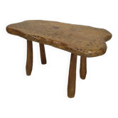 Table basse bois brutaliste