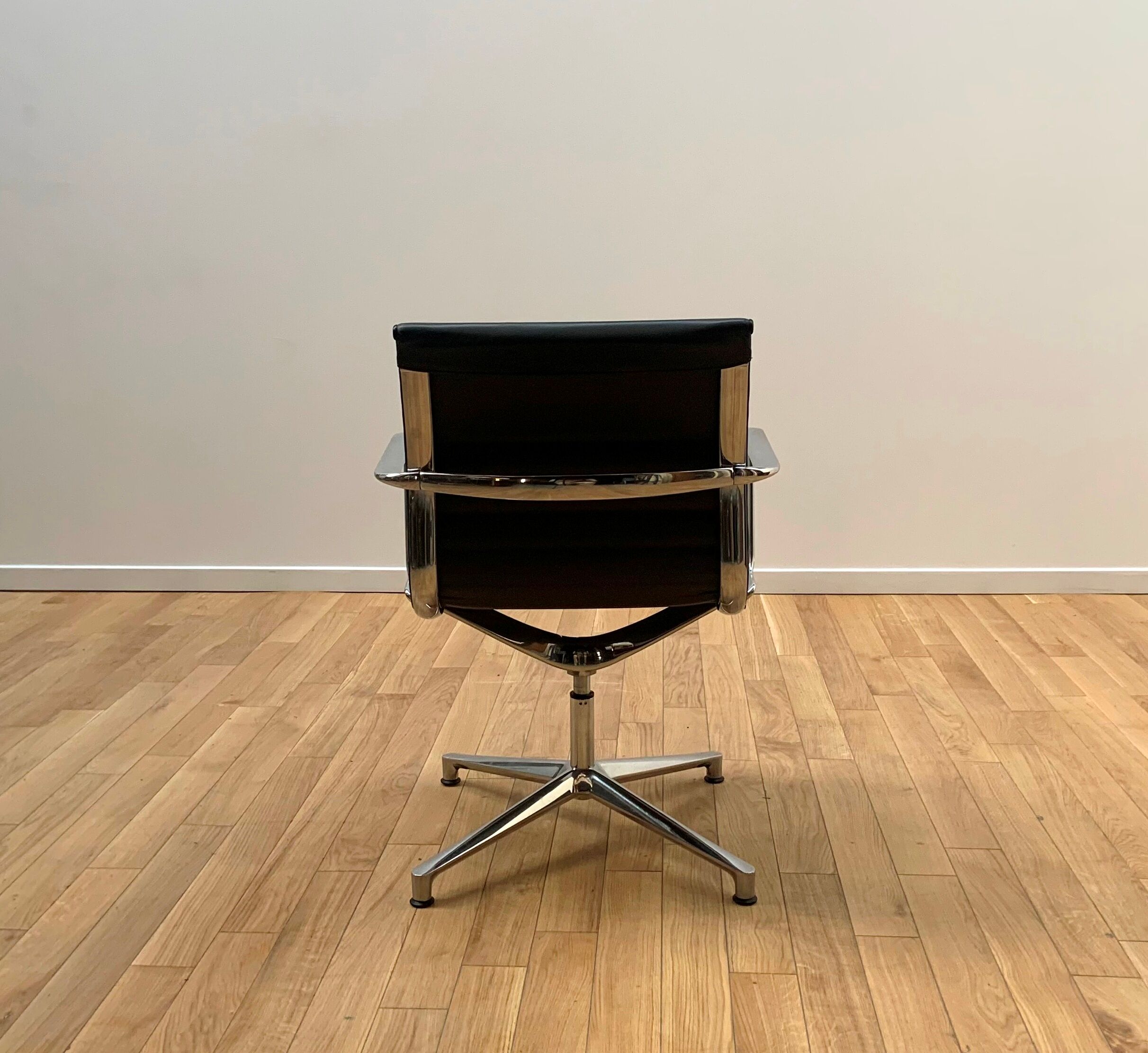 ICF Management office chair