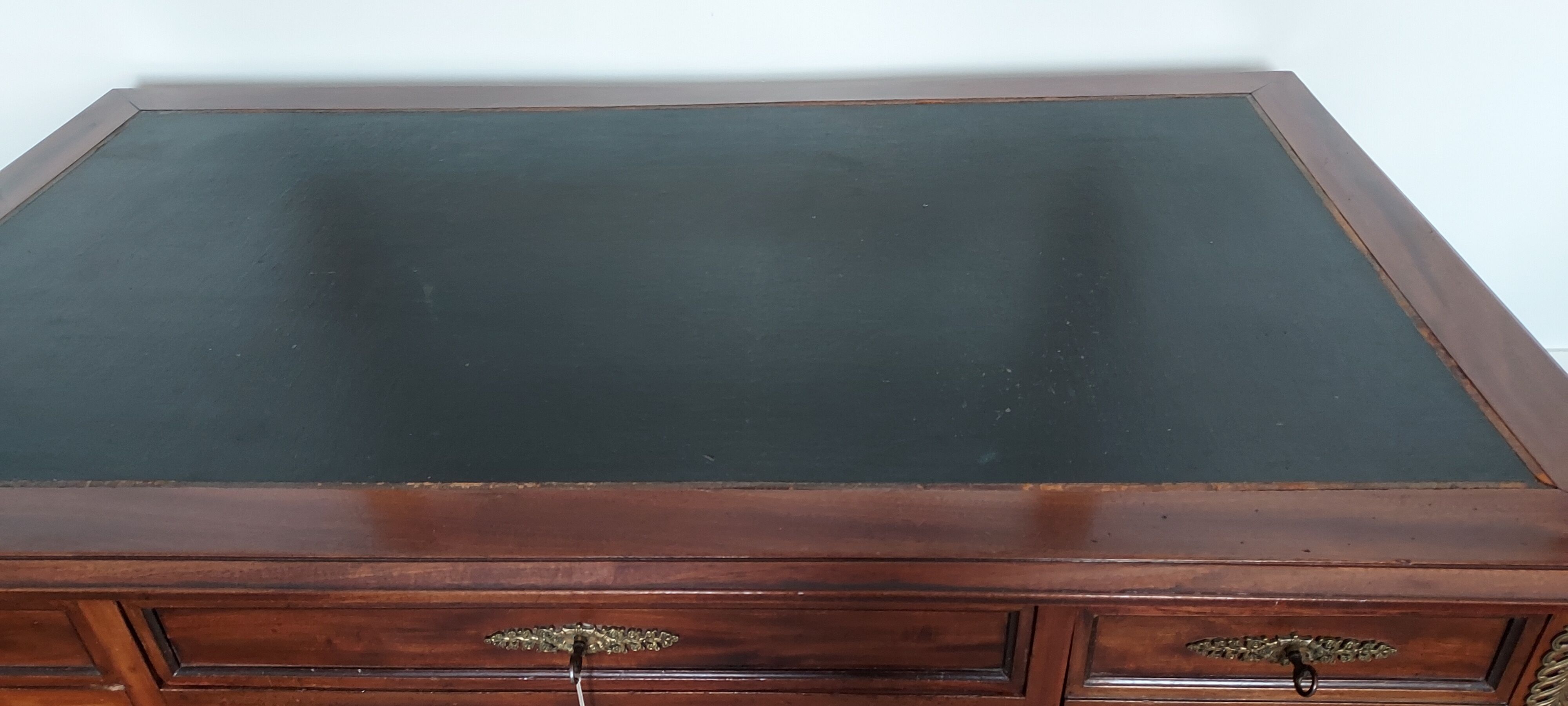 Bureau en acajou style empire
