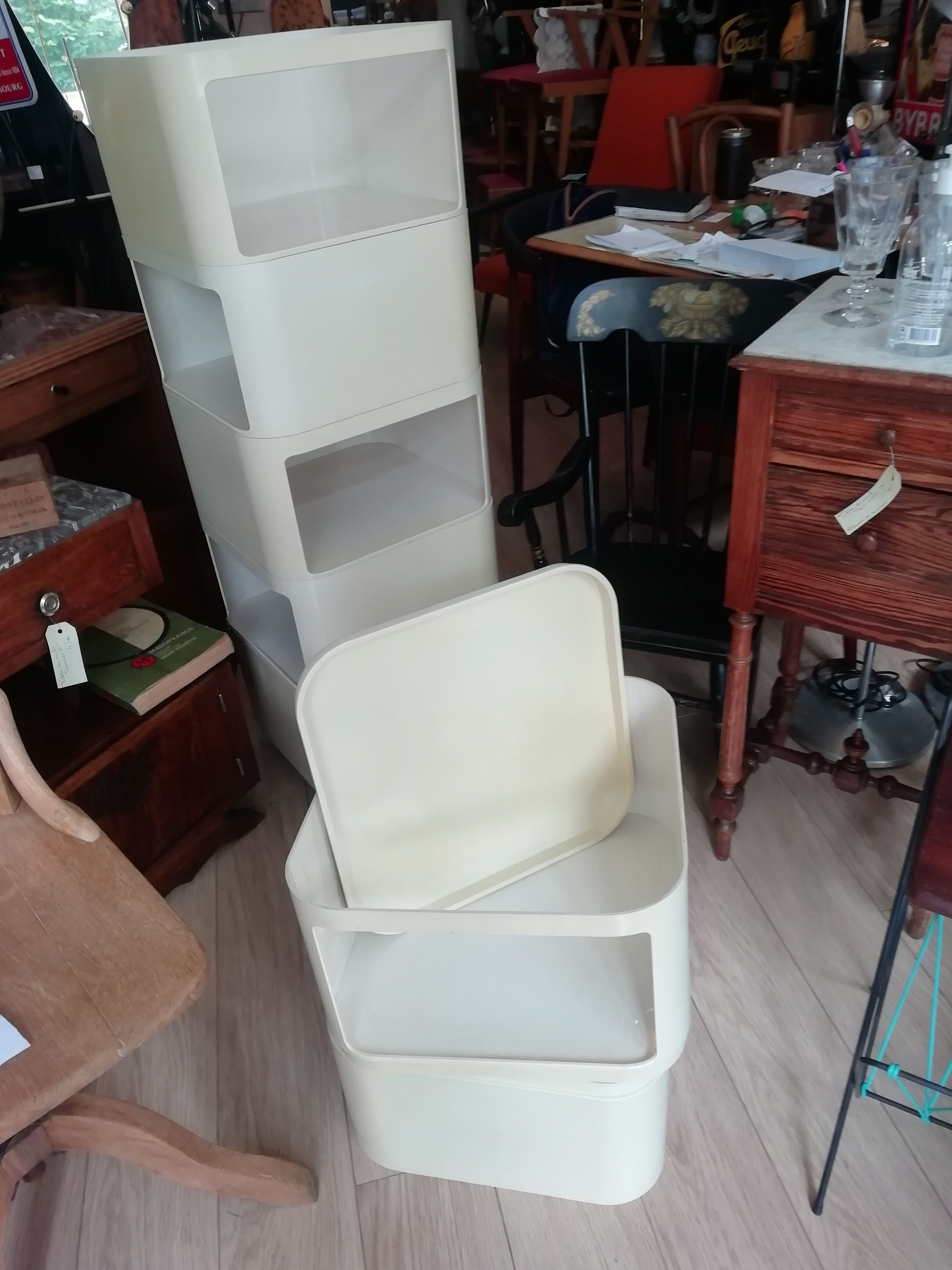 Column "Componibili" Kartell