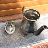 Tea service in Etain