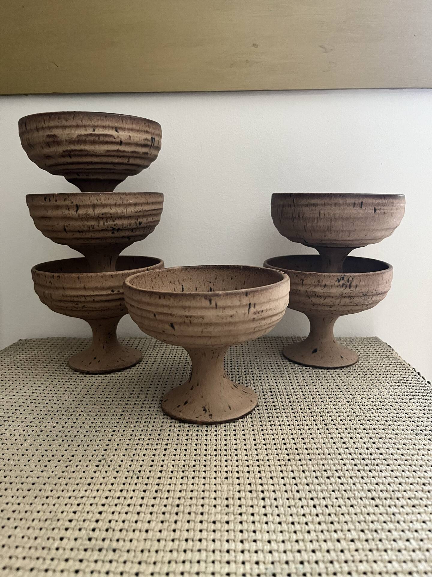 6 coupes en grès