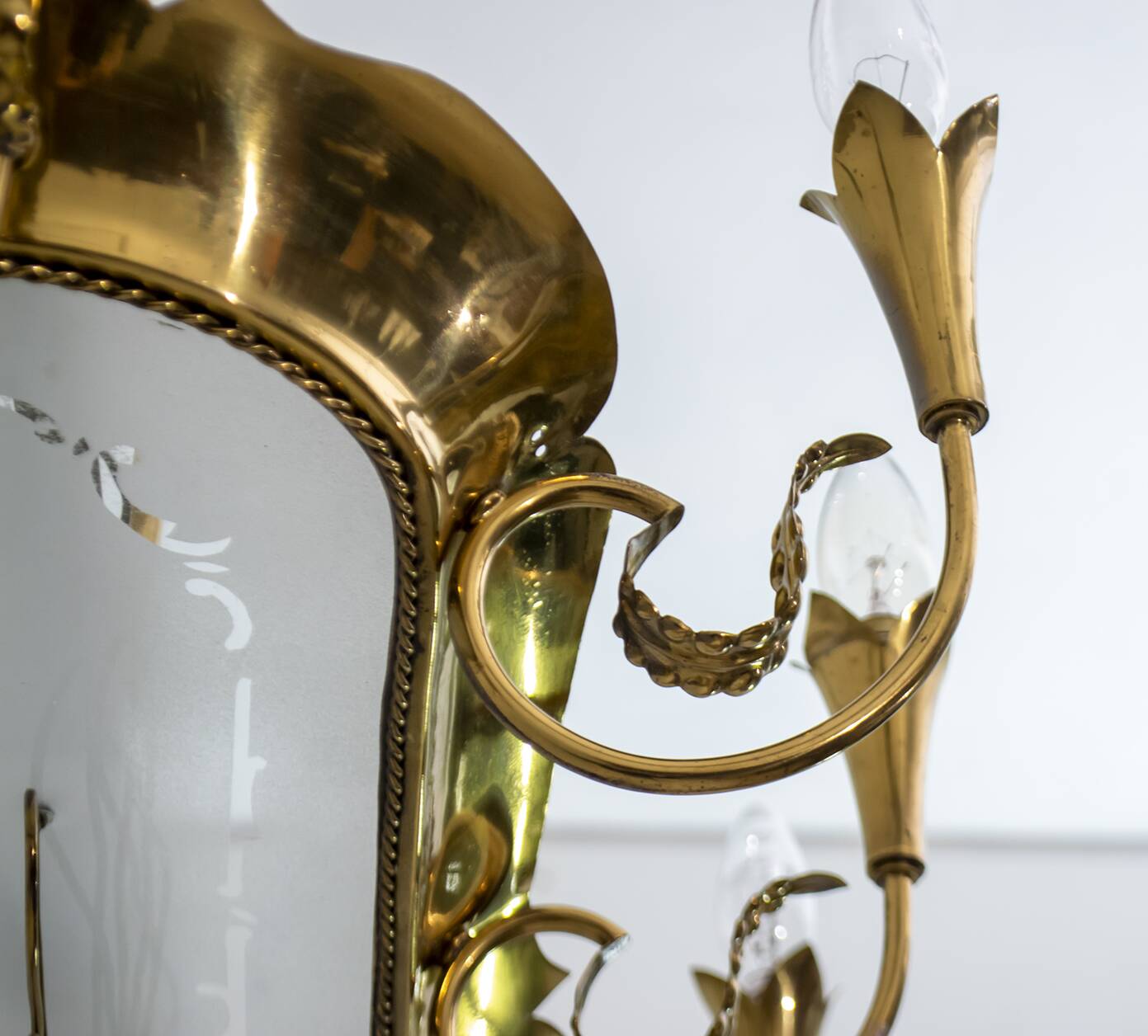 After Pietro Chiesa Italian Brass 12 Lights Candelier Fontana Arte