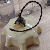 Opaline suspension