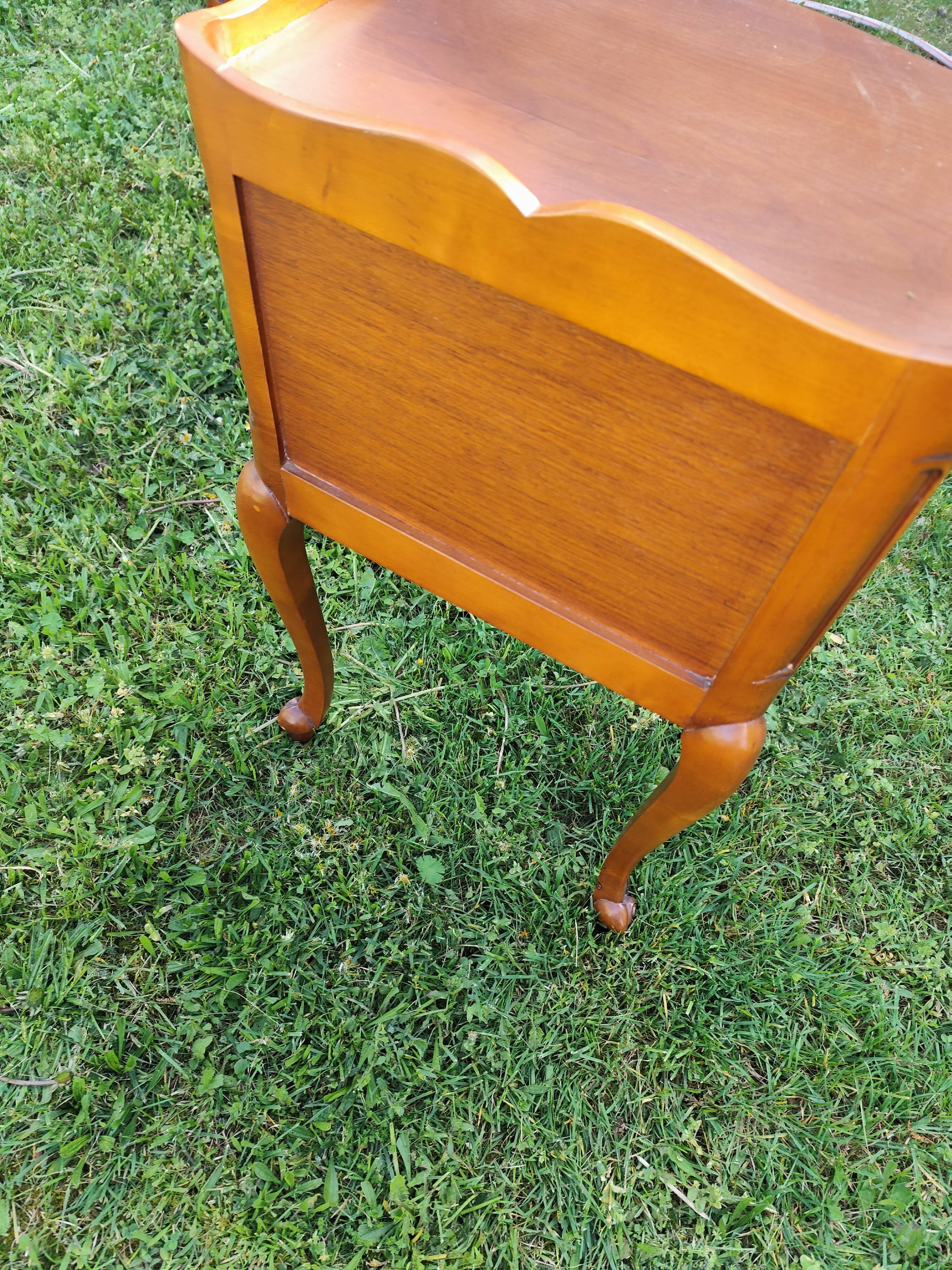 Louis XV style bedside table in cherry wood.