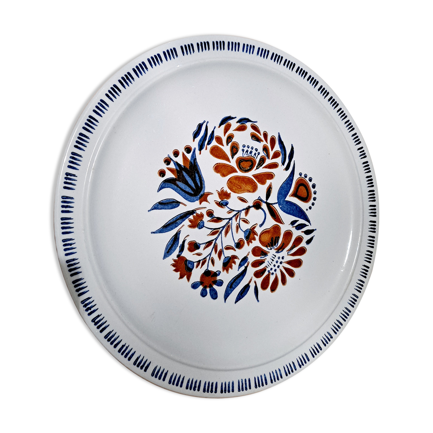 Flowery round dish