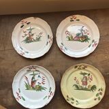 Lot de 4 assiettes 18ème – Faïence des Islettes – Décor chinois polychrome