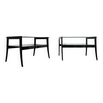 Paire de tables de chevet, consoles de chevet, laque noire avec plateaux en verre, Italie, années 1970
